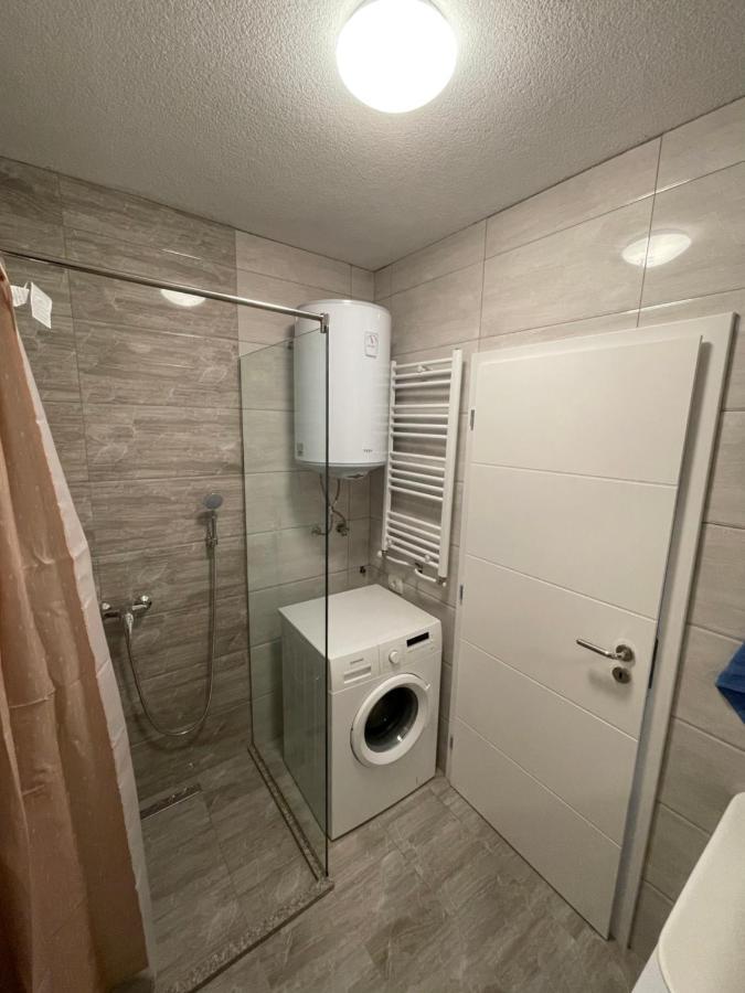 Shooter Apartments 페리자이 외부 사진